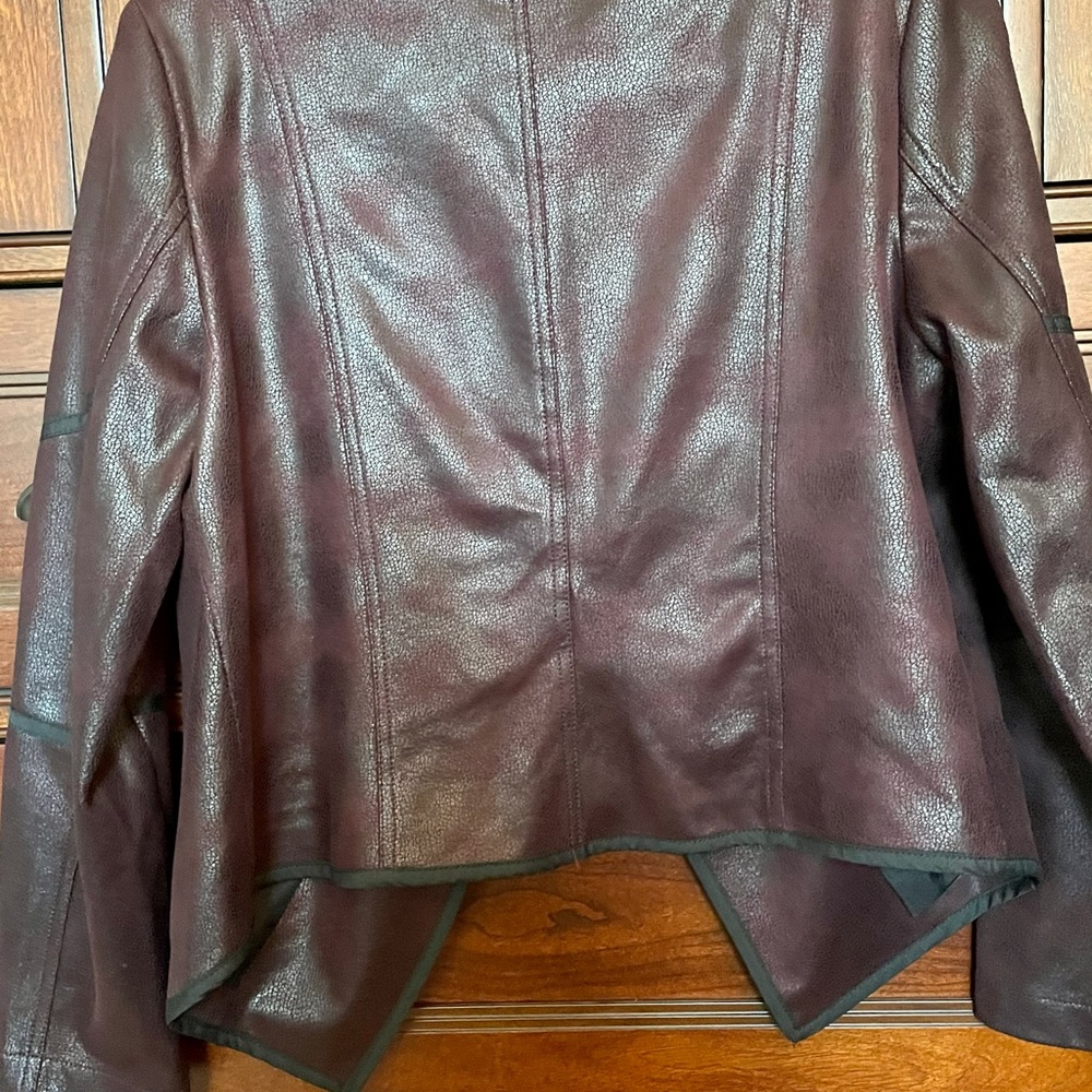 Jacket - Picture 3 of 6